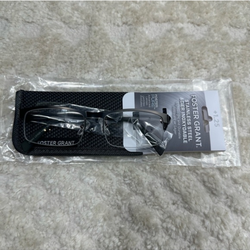 Foster Grant Reading Glasses +1.25